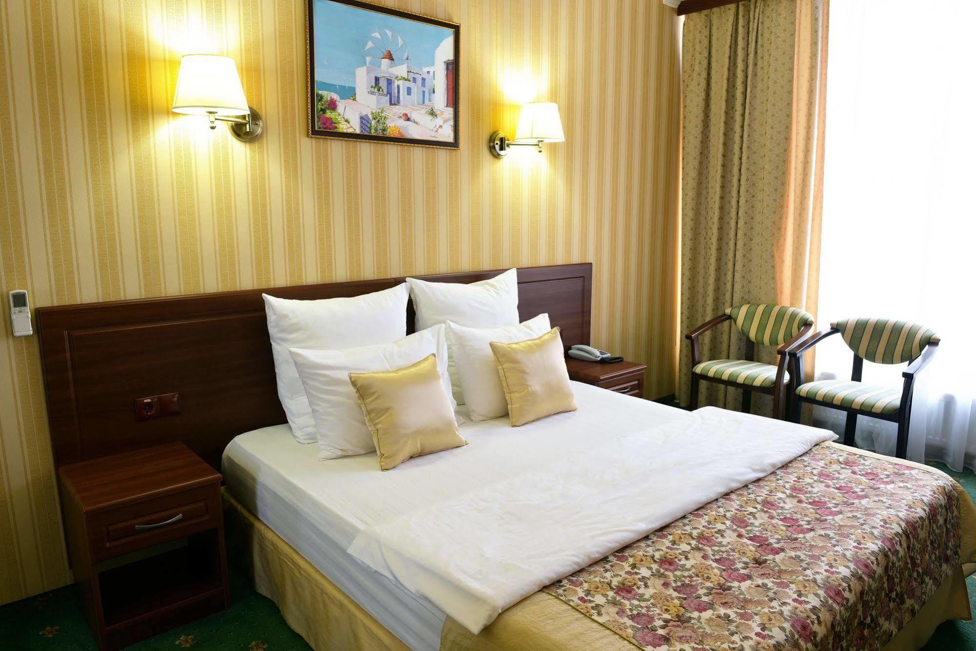 Park Hotel Stavropol Ngoại thất bức ảnh