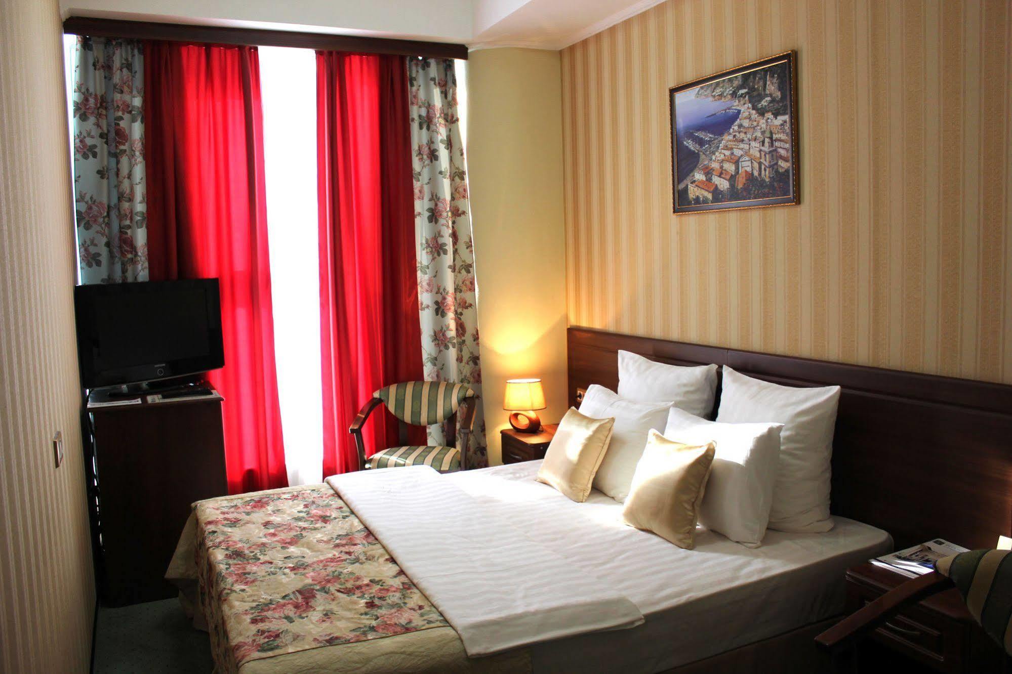 Park Hotel Stavropol Ngoại thất bức ảnh